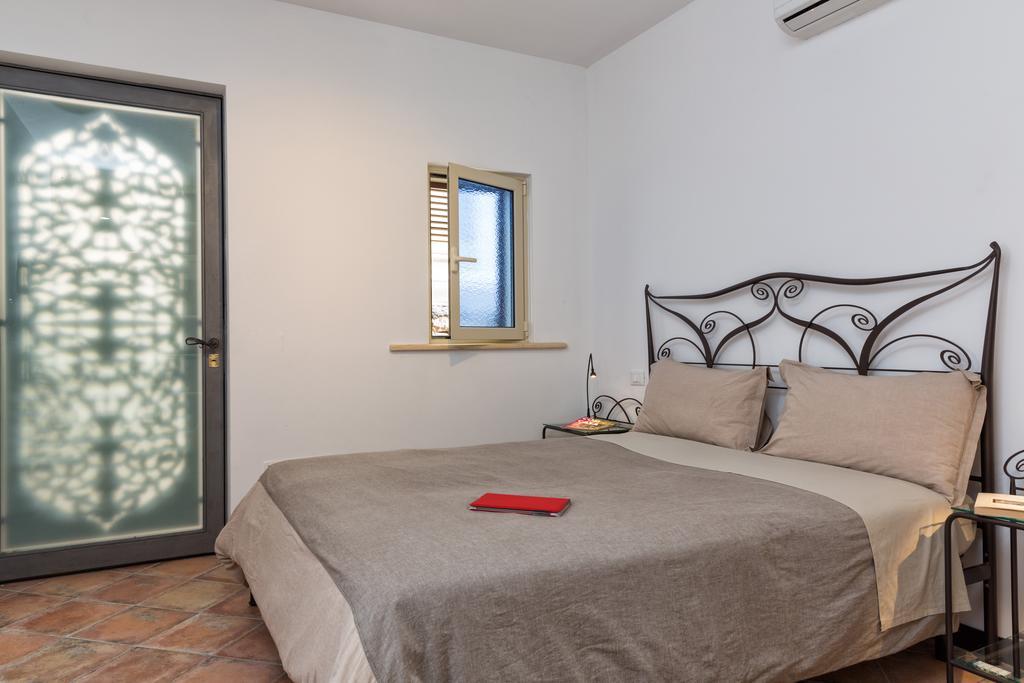 Giasone Apartments Taormina Szoba fotó